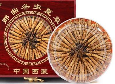 邢台市哪里长期回收冬虫夏草烟钻石芙蓉王贵烟1916黄鹤楼